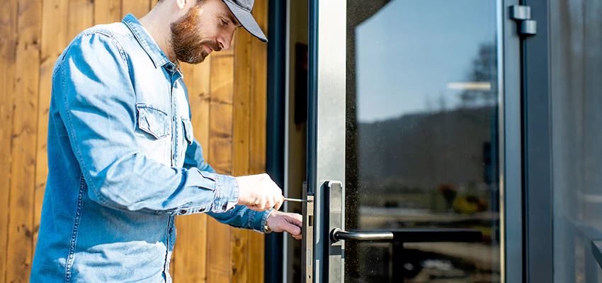 Frameless Glass Storefront Door Locks Replacement in Baldwin Park, CA