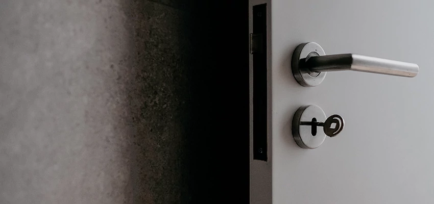 Front Door Handle Repair And Installation in Baldwin Park, CA